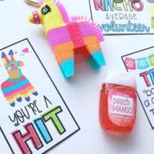 bath and body works piñata. sad ISO